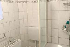 Stilvolle 2,5 Zimmer Wohnung mit Balkon und EBK in U-Bahn Nähe – Kriegelsteinerstraße 18, 81476 Forstenried, München – Vorschaubild 6