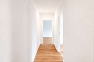 Großzügig. Modernisiert. Münster. – 4-Zimmer-Wohnung mit Balkon! – 48167 Uppenberg, Münster – Vorschaubild 4