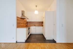 Helle 3-Zimmer-Wohnung mit großzügigem Balkon in ruhigem Wohnensemble – 10179 Mitte (Ortsteil), Berlin – Vorschaubild 5