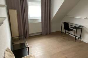 Helle 2,5-Zimmer Dachgeschosswohnung in Stuttgart-Untertürkheim – Die vollständige Adresse der Immobilie erhältst du vom Anbieter., 70327 Untertürkheim (Ortsteil), Stuttgart – Vorschaubild 10