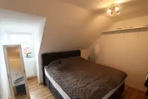 Umfangreich saniertes Haus mit 3 Wohneinheiten – Oldenburg (Oldenburg) – Vorschaubild 27
