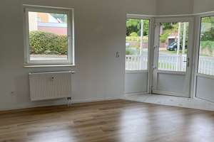 Wir erlassen Ihnen 2 Kaltmieten! Wunderschöne Erdgeschosswohnung mit Balkon! – Gablonzer Str.  36, 38259 Salzgitter-Bad, Salzgitter – Vorschaubild 1