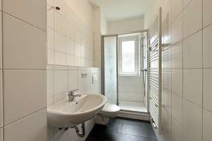 Traumhafte 2,5 Zimmerwohnung mit Balkon und Tageslichtbad – Holzmannstraße 4, 12099 Tempelhof, Berlin – Vorschaubild 14