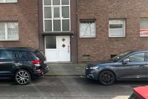 Gepflegte Etagenwohnung mit dreieinhalb Zimmern und Balkon in ruhiger, zentraler Grün-Lage Duisburg
