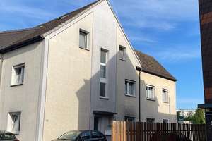Das Objekt ist ein klassisches Mehrfamilienhaus in zentraler Lage von  Oberhausen
