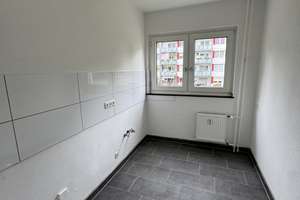 Wohnen im Grünen! 2-Zimmer mit großem Balkon! – Friedrich-Alfred-Straße 176, 47226 Rheinhausen-Mitte, Duisburg – Vorschaubild 4