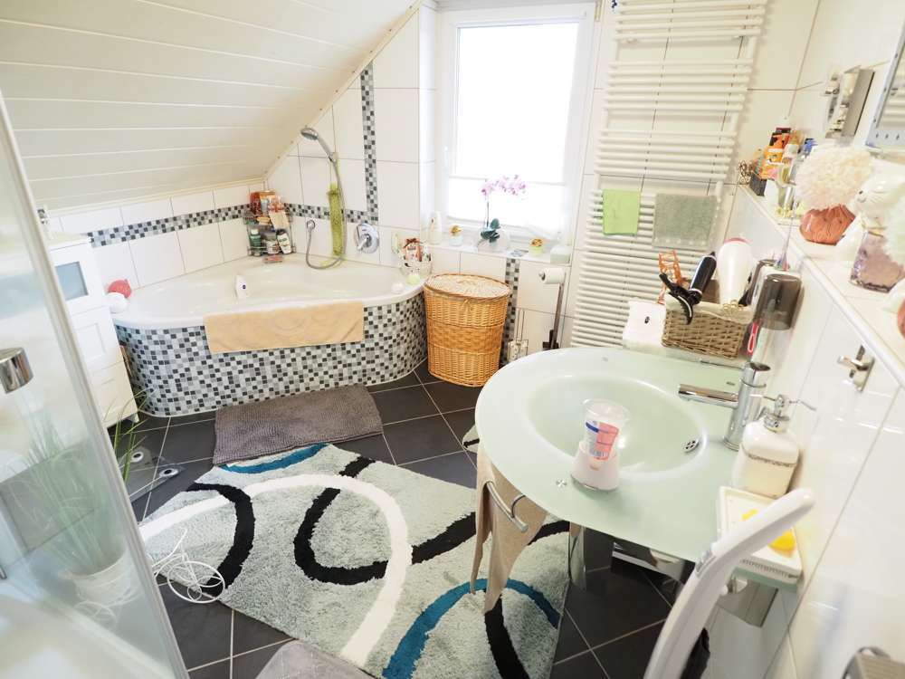 Immobilie in Girod - Ansprechendes Wohnhaus in schöner Ortsrandlage von Girod - Bild 11