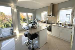 Barrierefreies Penthouse mit Südbalkon und Stellplatz – Die vollständige Adresse der Immobilie erhältst du vom Anbieter., 68165 Schwetzingerstadt/Oststadt, Mannheim – Vorschaubild 4