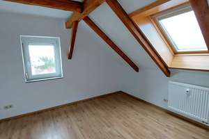 3 Zimmer Wohnung in Großröhrsdorf mit EBK 