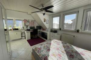 Property thumbnail 12