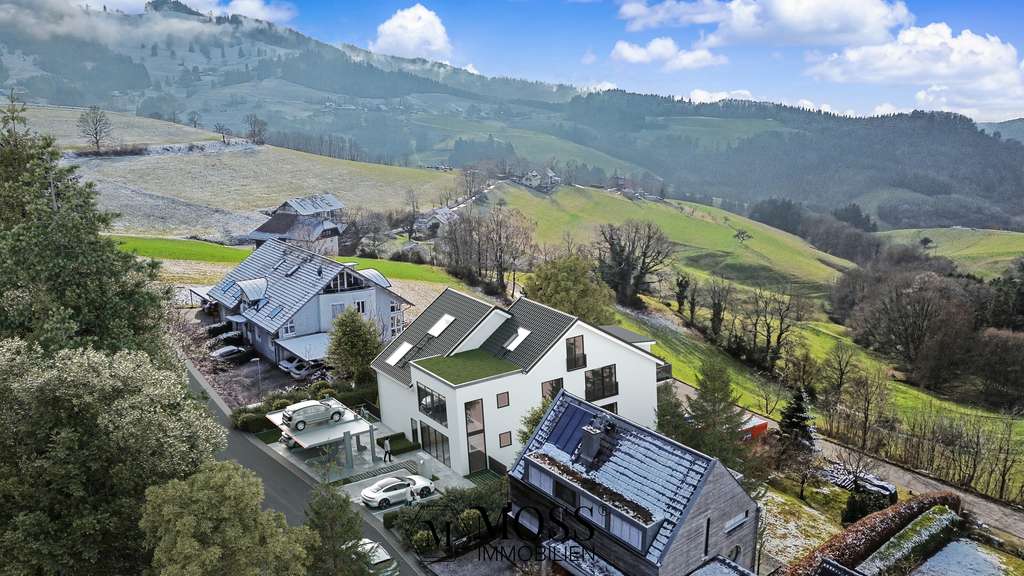 Immobilie in Horben - Maisonette mit Traumpanorama in die Rheinebene nur 10 min von Freiburg KFW40 QNG - Bild 0