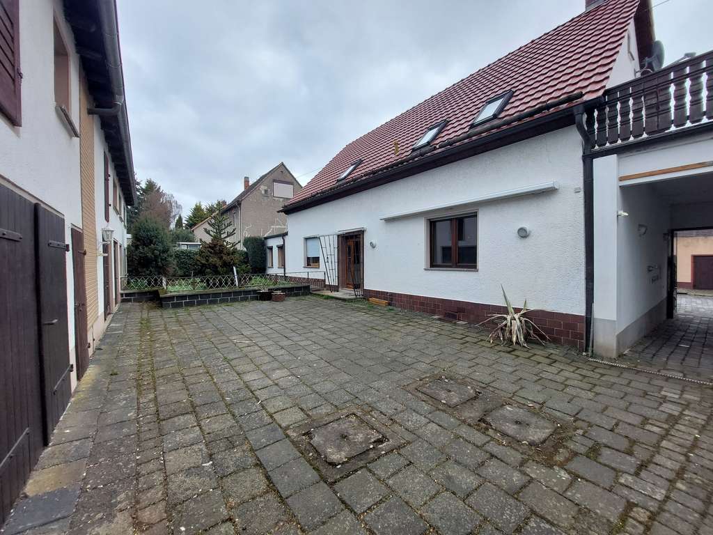 Immobilie in Helbra - Haus der 1000 Möglichkeiten im Zentrum von Helbra - Bild 2