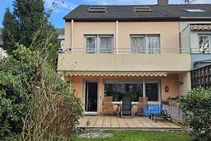 Familienfreundliches Reihenhaus mit ca. 169 m² Wohn-/Nutzfläche und ca. 306 m² Grun – Die vollständige Adresse der Immobilie erhältst du vom Anbieter., 45139 Frillendorf, Essen – Vorschaubild 2