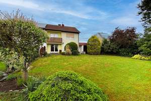 Traumgrundstück in Burgfarrnbach

Gepflegtes REH mit zusätzlichem Anbau – Die vollständige Adresse der Immobilie erhältst du vom Anbieter., 90768 Atzenhof, Burgfarrnbach, Fürth – Vorschaubild 2