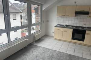 Schicke 2 Zi.-Maisonette-Wohnung, 2 Balkone, in Beuel ! – Steinerstr. 26, 53225 Beuel-Mitte, Bonn – Vorschaubild 4