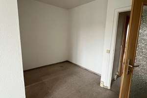 Schöner Ausblick inklusive,  3-Raum-Wohnung in Chemnitz Helbersdorf – Straße Usti nad Labem 103, 9119 Kappel, Chemnitz – Vorschaubild 7
