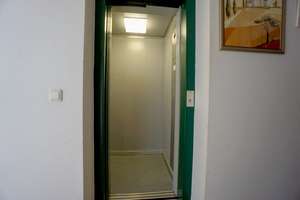 Vollmöbliertes 1-Zimmer-Apartment mit Wintergarten in zentraler Lage von Nürnberg – attraktiver Stan – Die vollständige Adresse der Immobilie erhältst du vom Anbieter., 90461 Gugelstraße, Nürnberg – Vorschaubild 7