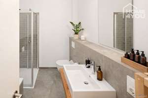 LOFT im luxuriös sanierten Gutshof, 144 qm, 2 SZ, Bad, WC, Einbauküche, Garten&Terrassen, Tiefgarage – Brühler Landstraße 549, 50997 Meschenich, Köln – Vorschaubild 8