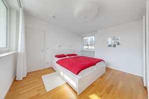 Entzückende Dachgeschoss-Wohnung mit Süd-Loggia! – Hamburg – Vorschaubild 11