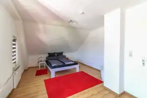 Attraktive Gelegenheit: MFH mit 4 WE und einer GE sowie Wertsteigerungspotenzial in Innenstadtlage – Darmstadt-Dieburg (Kreis) – Vorschaubild 9