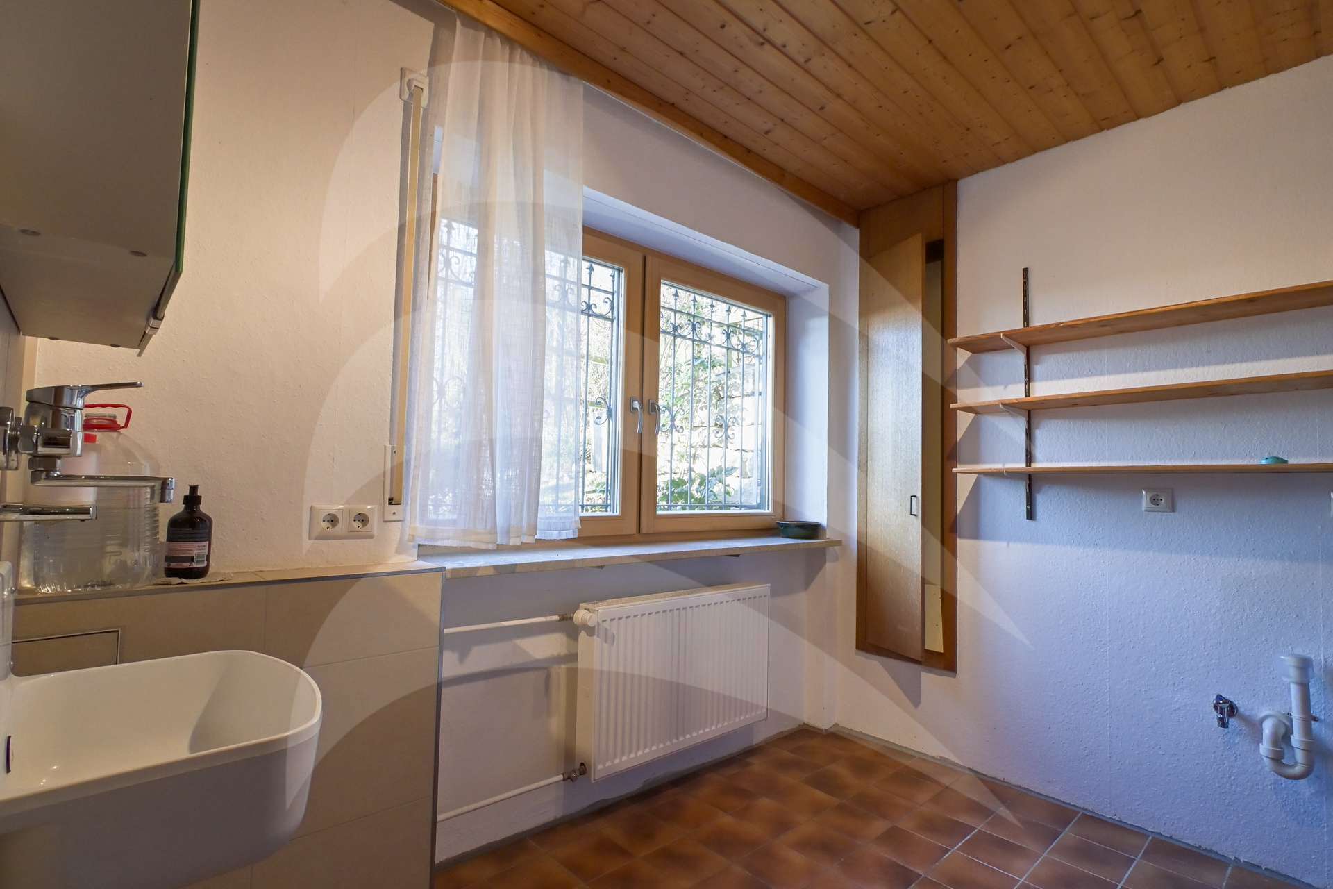 Immobilie in Marklkofen - Geräumiges Einfamilienhaus mit Weitblick ins Vilstal - Bild 18