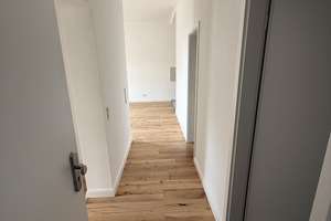 3-Zimmer-Altbauwohnung, kernsaniert, 3,10 m Deckenhöhe – Nähe Sana Klinikum – 63067 Ledermuseum, Offenbach am Main – Vorschaubild 2