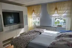 Sehr gepflegtes Mehrfamilienhaus mit 3 Wohnungen und schönem Garten in guter Lage – Mönchengladbach – Vorschaubild 15