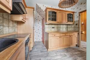 Sanierungsbedürftiges Reihenmittelhaus mit Terrasse und Garten in Berlin-Buckow – Die vollständige Adresse der Immobilie erhältst du vom Anbieter., 12349 Buckow, Berlin – Vorschaubild 5