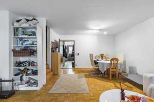Vermietetes Reihenmittelhaus in ruhiger Lage mit Südausrichtung – München – Vorschaubild 3