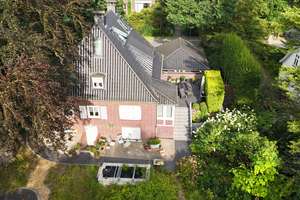 Einzigartige Rotklinker-Villa  in Ohlstedt – Die vollständige Adresse der Immobilie erhältst du vom Anbieter., 22397 Wohldorf-Ohlstedt, Hamburg – Vorschaubild 3