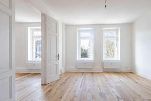 Erstbezug nach Sanierung:                                     Stilvolle Altbauwohnung mit Balkon ... – Die vollständige Adresse der Immobilie erhältst du vom Anbieter., 23560 Sankt Jürgen, Lübeck – Vorschaubild 4