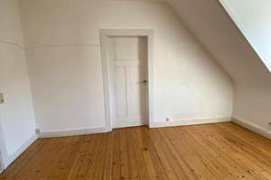 Helle, ruhige und gemütliche 2 ZKB Dachgeschoßwohnung in MA-Schwetzinger Vorstadt – Die vollständige Adresse der Immobilie erhältst du vom Anbieter., 68165 Schwetzingerstadt/Oststadt, Mannheim – Vorschaubild 4