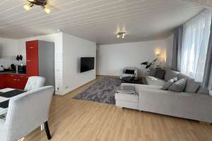 Helle 2-Zimmer Dachgeschosswohnung in Augsburg-Kriegshaber – Schmutterstraße 26, 86156 Kriegshaber, Augsburg – Vorschaubild 3