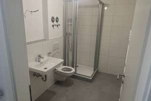 *Glockenbachviertel* 1 Zimmer; Küche Bad befristet bis 31.03.2027 – Die vollständige Adresse der Immobilie erhältst du vom Anbieter., 80469 Glockenbach, München – Vorschaubild 3