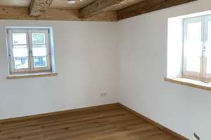 Historische Haushälfte mit EBK und 6 Zimmern, Ortenburg – Vilshofener Straße 31, 94496 Ortenburg – Vorschaubild 24