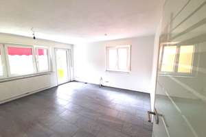 HN City - Hell + Modern / Südbalkon EBK Garage 3-Zimmer-Wohnung + Dachkammer  ca. 7qm Nähe Pfühlpark