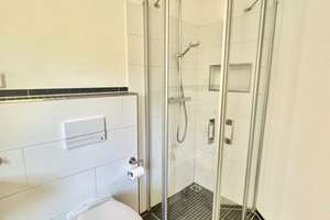 Individuelles EFH mit 2 Einheiten: 11 Zimmer, 409 m² Nutzfl., Keller, Pool, großer Garten! – Puschkinallee xx, 15745 Wildau – Vorschaubild 12
