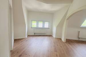 Helle 2-Zimmer-Dachgeschosswohnung im Krefelder Süden – Spinnereistr. 20, 47805 Dießem/Lehmheide, Krefeld – Vorschaubild 2