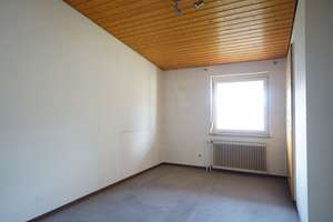 Geräumiges Reihenhaus mit Terrasse, Garten und Garage in ruhiger Wohnlage – Die vollständige Adresse der Immobilie erhältst du vom Anbieter., 72768 Oferdingen, Reutlingen – Vorschaubild 13