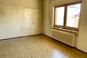 Großzügiges Ein- bis Zweifamilienhaus - bauen in zweiter Reihe möglich! – Die vollständige Adresse der Immobilie erhältst du vom Anbieter., 76744 Wörth am Rhein – Vorschaubild 10