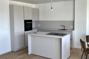 Licht. Luft. Luxus – Wohnen mit Penthousefeeling
Airy, Bright, Elevated– 2BR with Penthouse Feeling – Die vollständige Adresse der Immobilie erhältst du vom Anbieter., 10787 Tiergarten, Berlin – Vorschaubild 4
