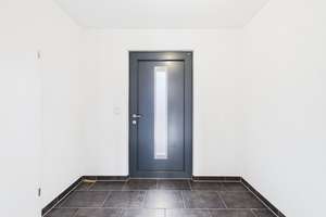 Zum Eigennutz verfügbar:
Attraktive, großzügige Doppelhaushälfte in Westerham
- Idyllische Lage – Die vollständige Adresse der Immobilie erhältst du vom Anbieter., 83620 Feldkirchen-Westerham – Vorschaubild 9