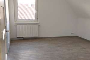 3-Zimmer-Wohnung plus Dachgeschoss – Die vollständige Adresse der Immobilie erhältst du vom Anbieter., 70499 Weilimdorf (Ortsteil), Stuttgart – Vorschaubild 2