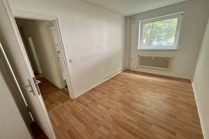 Modernes Wohnen ohne Barrieren: Helle 3-Zimmer-Wohnung mit Balkon in Salzgitter – 38229 Gebhardshagen, Salzgitter – Vorschaubild 4