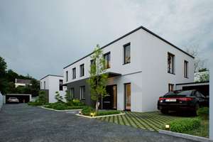Exklusive Massive Neubau-Doppelhaushälfte hochwertige Ausstattung, Energieeffizient