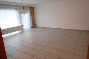 KOMMEN + WOHNEN - IM GROSSZÜGIGEN EINFAMILIENHAUS -  MIT SCHÖNEM GARTEN - IN BESTER WOHNLAGE – Sulzstraße 25, 72124 Reutlingen (Kreis) – Vorschaubild 2