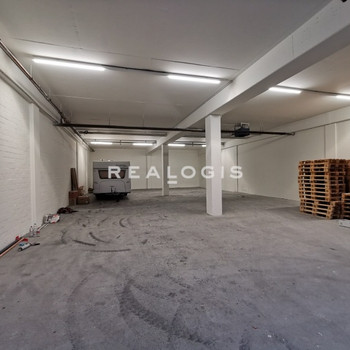ca. 280 m² große Hallenfläche mit Büro und Freifläche