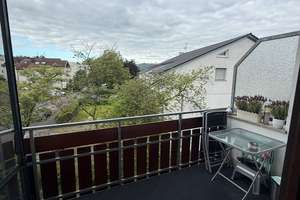 CYRIL HEYNE REAL ESTATE präsentiert: Modern-sanierte 2-Zi-DG-Wohnung mit Balkon und EBK  & Hobbyraum – Die vollständige Adresse der Immobilie erhältst du vom Anbieter., 70378 Hofen, Stuttgart – Vorschaubild 7