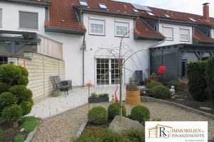Keine Käuferprovision! Mit viel Liebe zum Detail! Wunderschönes RMH in familienfreundlicher Wohnlage – Gifhorn (Kreis) – Vorschaubild 1
