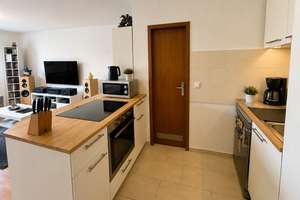 Helle 2-Zimmer-Wohnung mit großzügigem Balkon und Tiefgaragenstellplatz – attraktive Kapitalanlage – Die vollständige Adresse der Immobilie erhältst du vom Anbieter., 40476 Derendorf, Düsseldorf – Vorschaubild 2